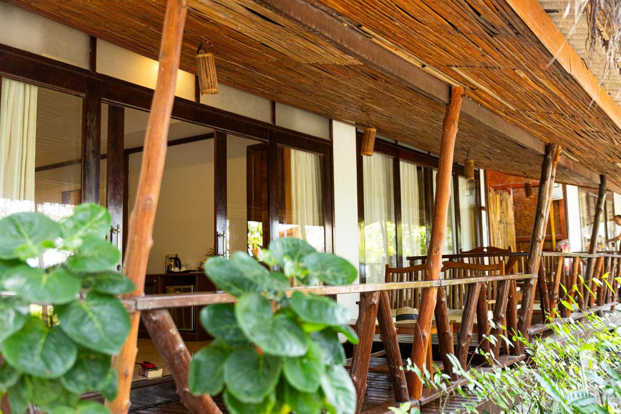 Lipa alojamiento Resort Lipa Noi Exterior foto