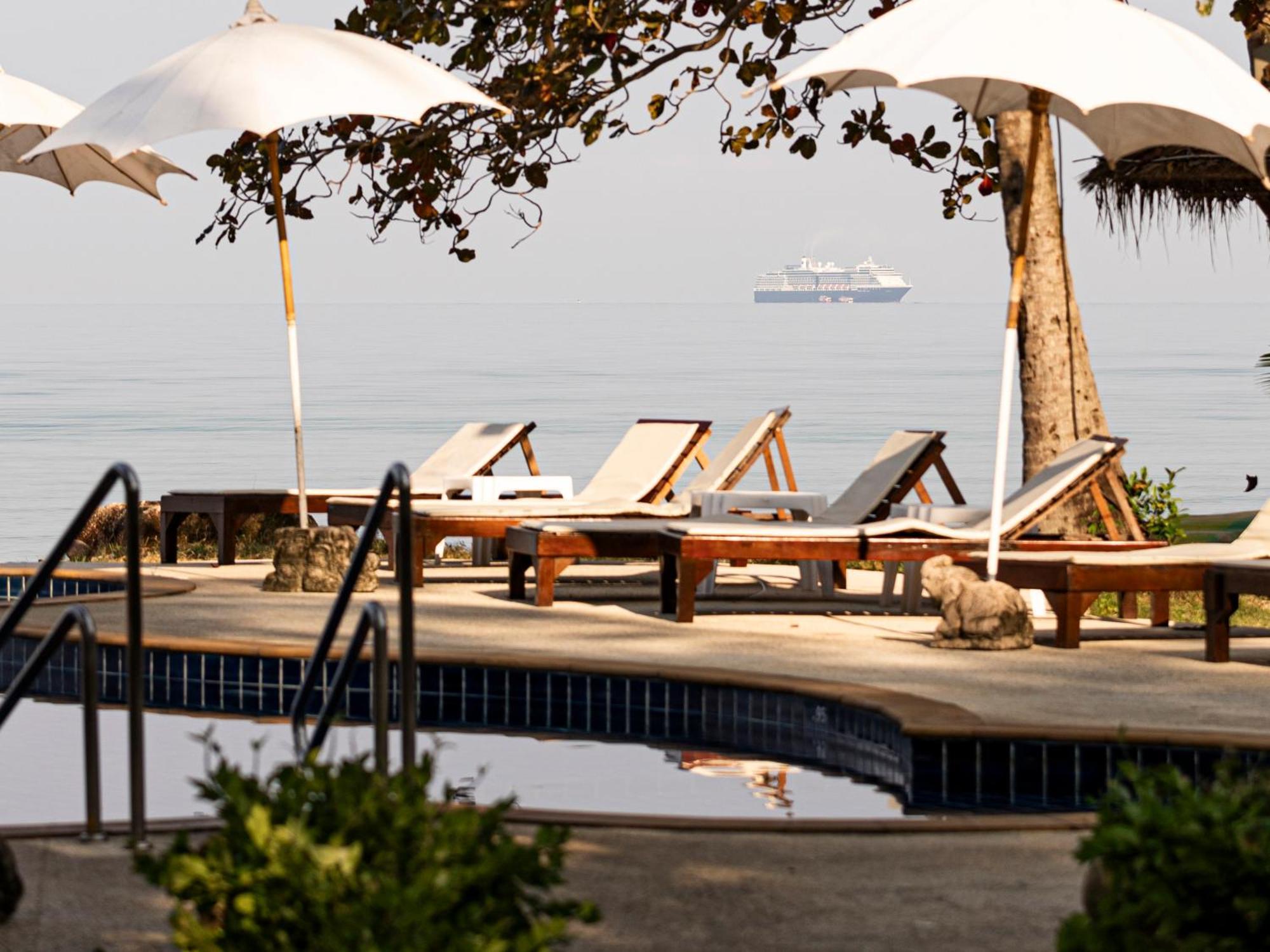 Lipa alojamiento Resort Lipa Noi Exterior foto